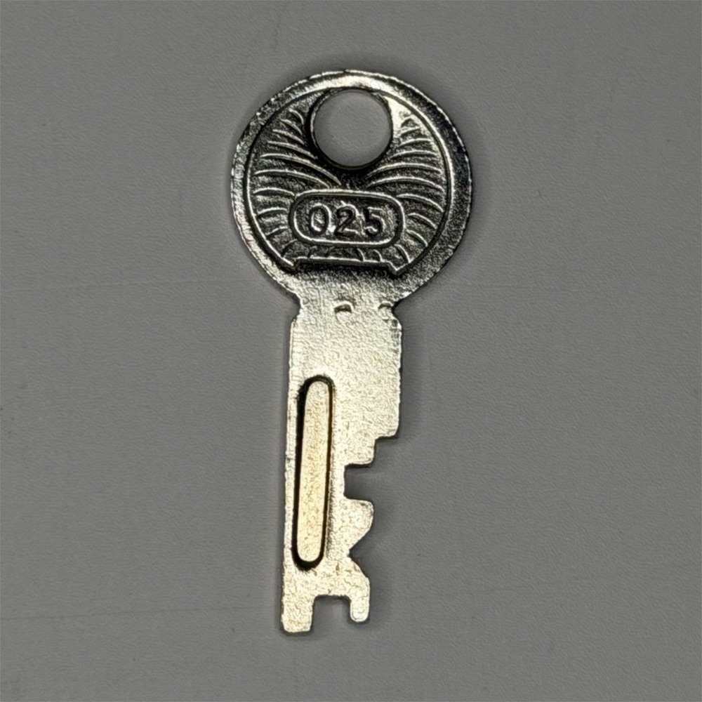 Sudhaus motorcycle key 025 Vintage Style Unique Design